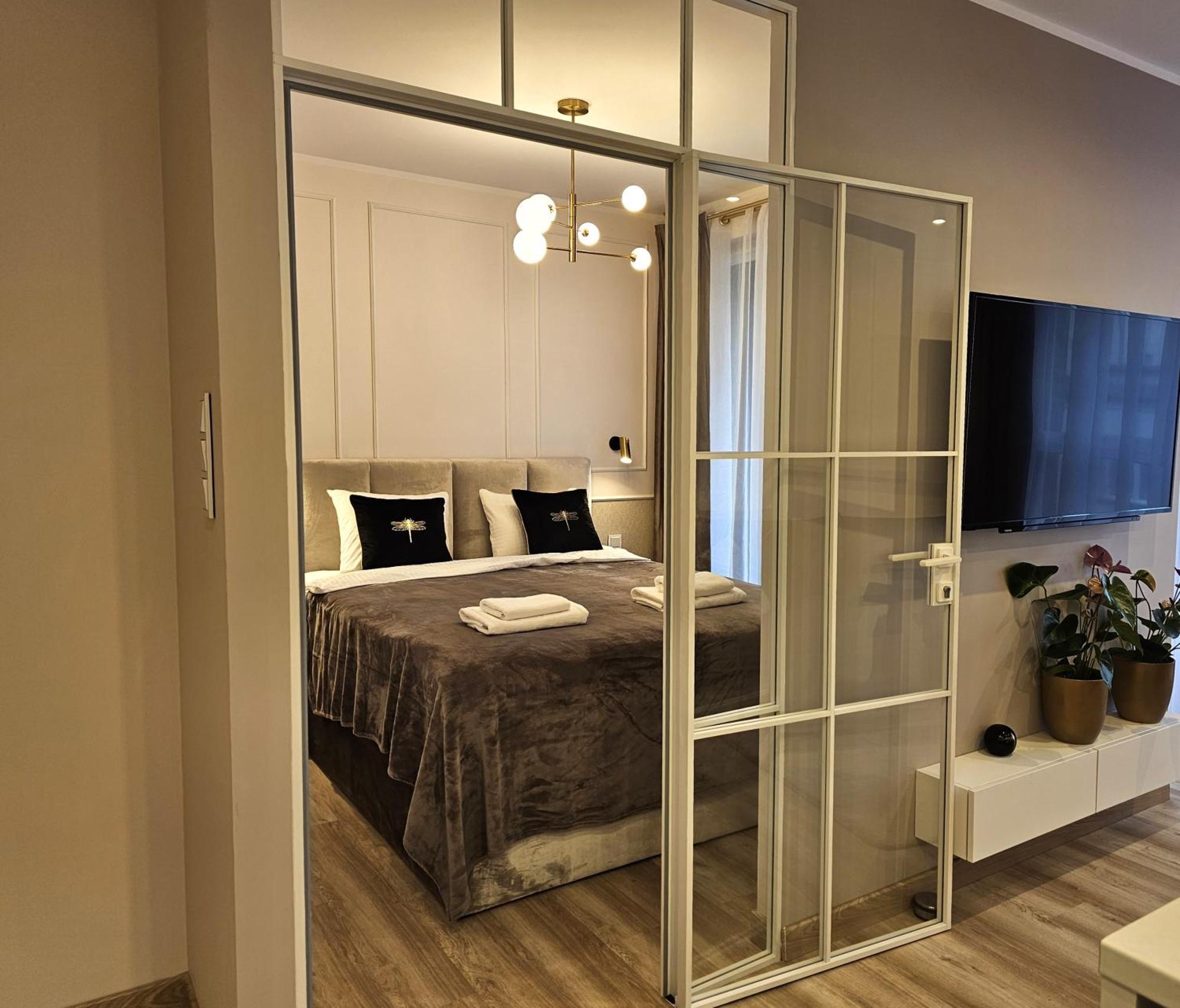 Urban Apartments Luxury Opolska 10 No 29, Free Garage, Self Check-In Katowice Ngoại thất bức ảnh